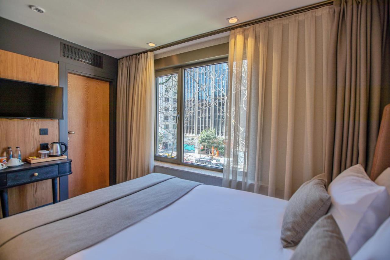 Root Karakoey Готель 4*